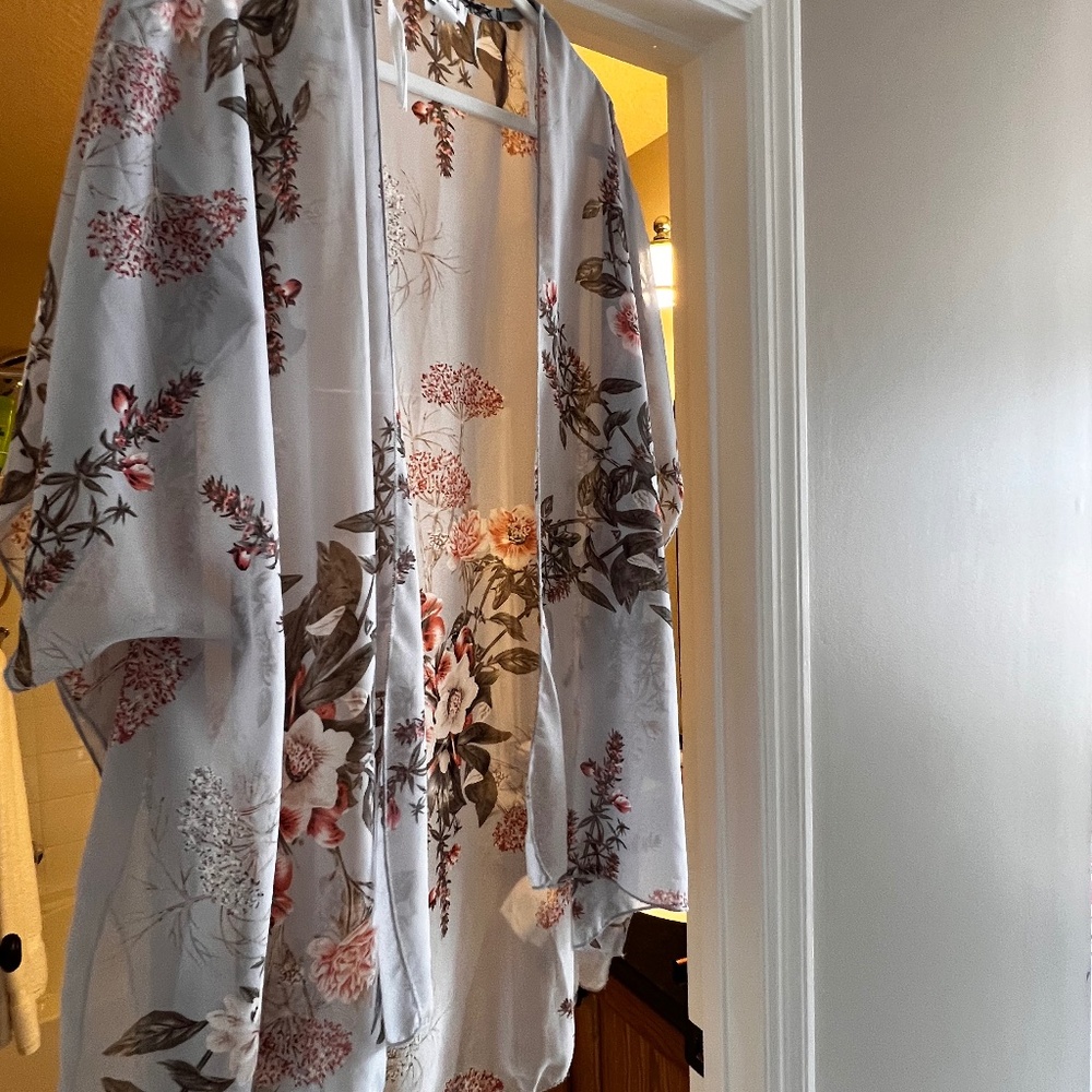 Stitch Fix open flowy shirt